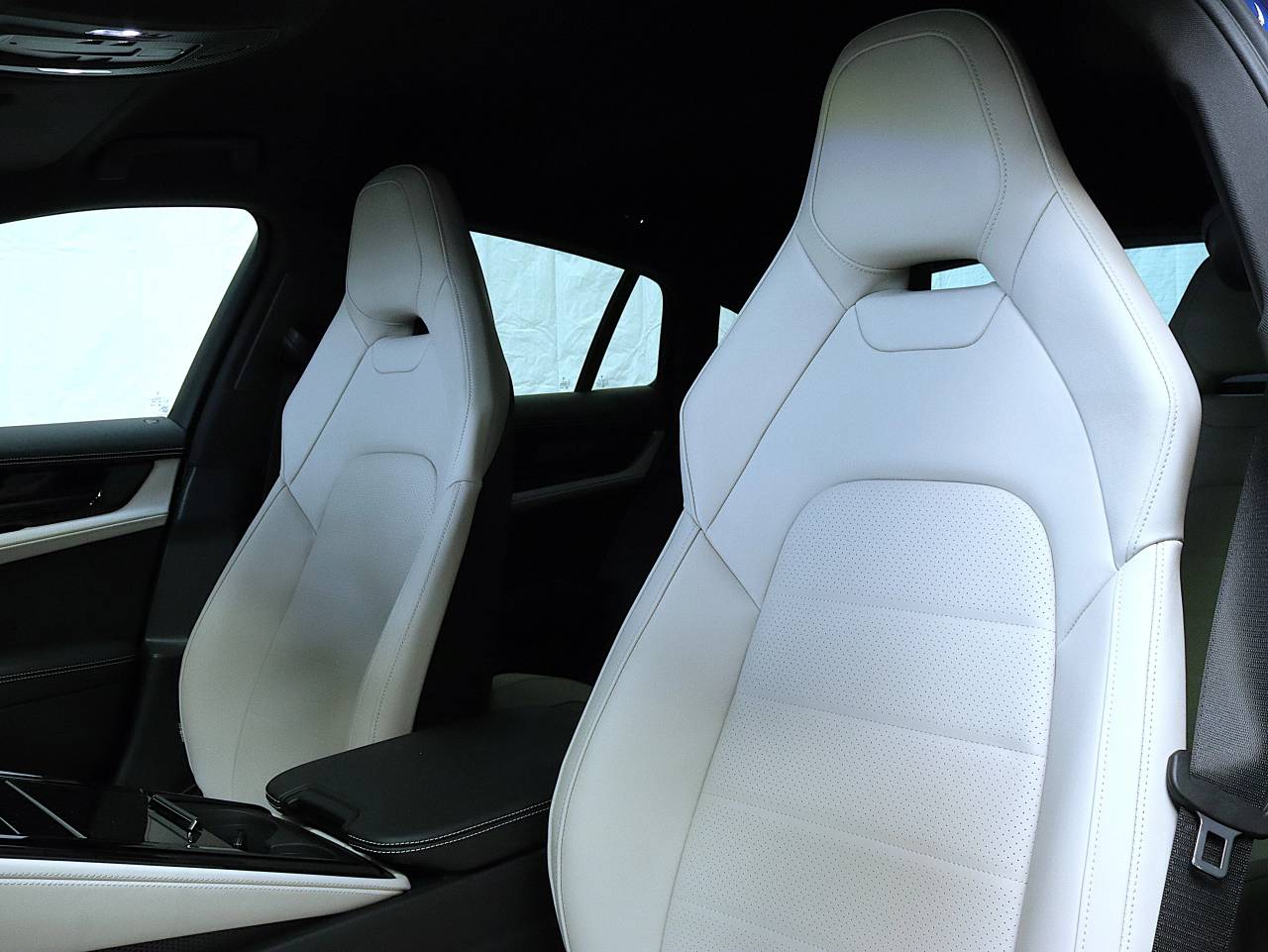 Panamera (4) image 10