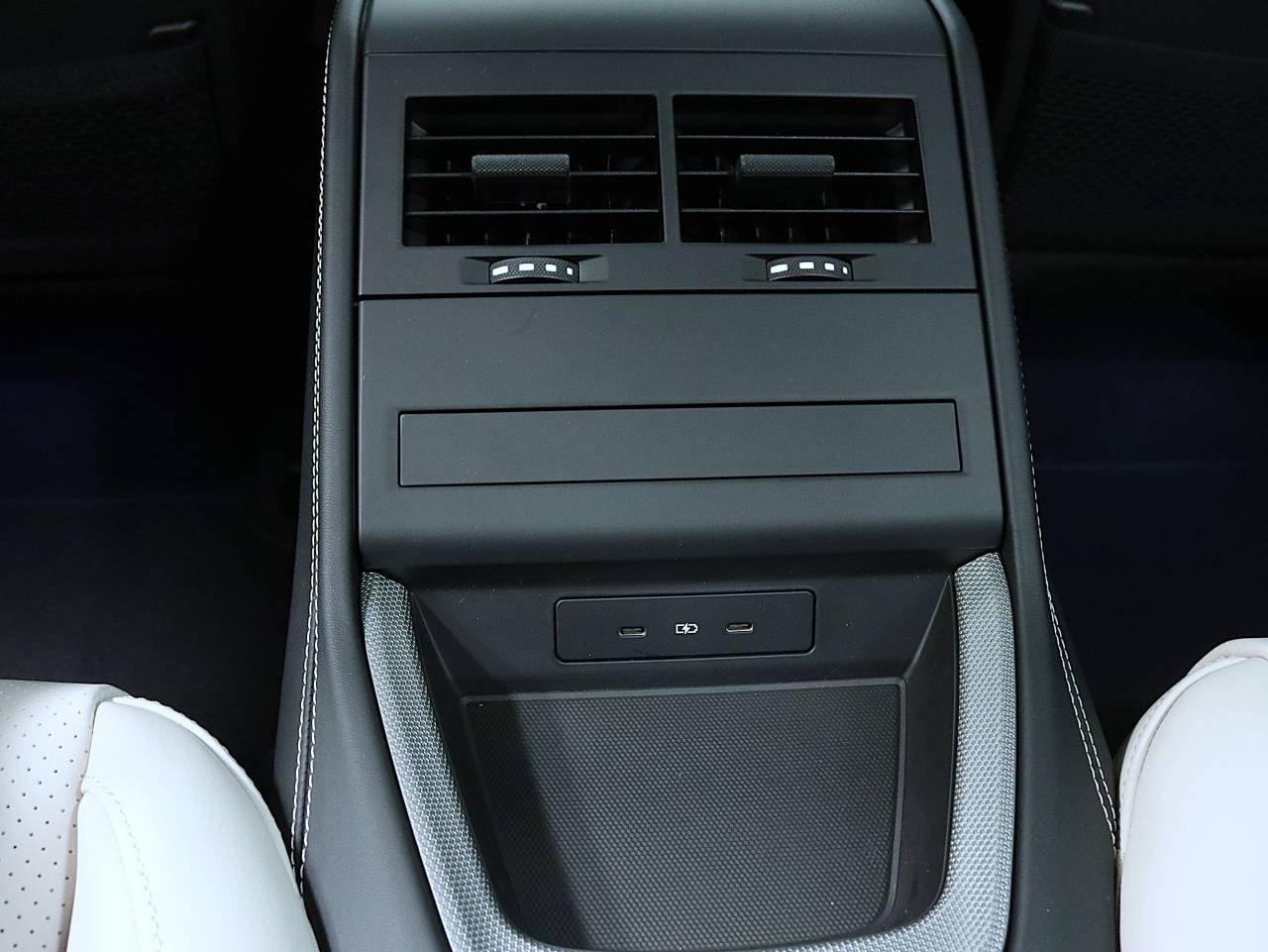 Panamera (4) image 39