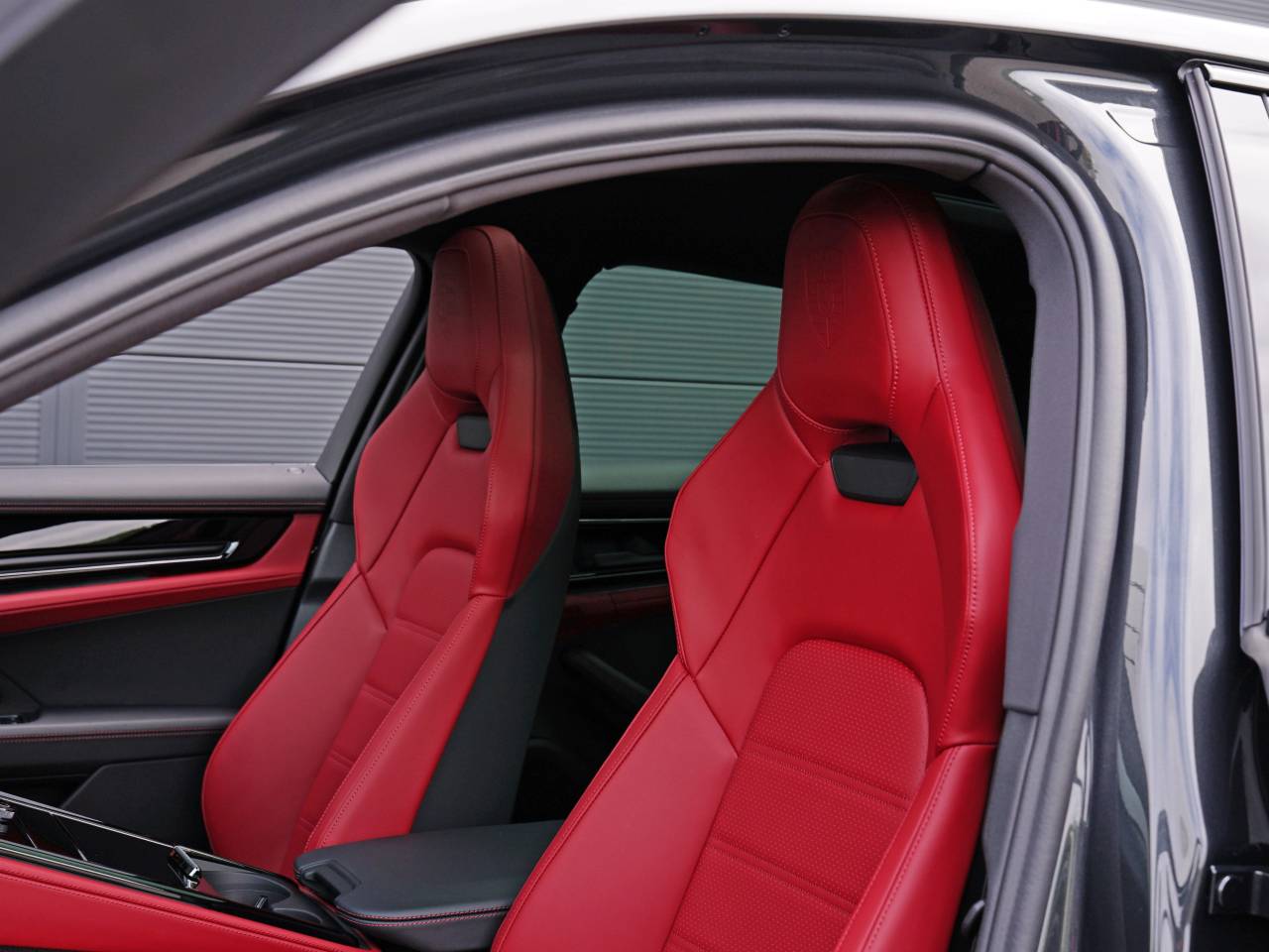Panamera (4) image 17