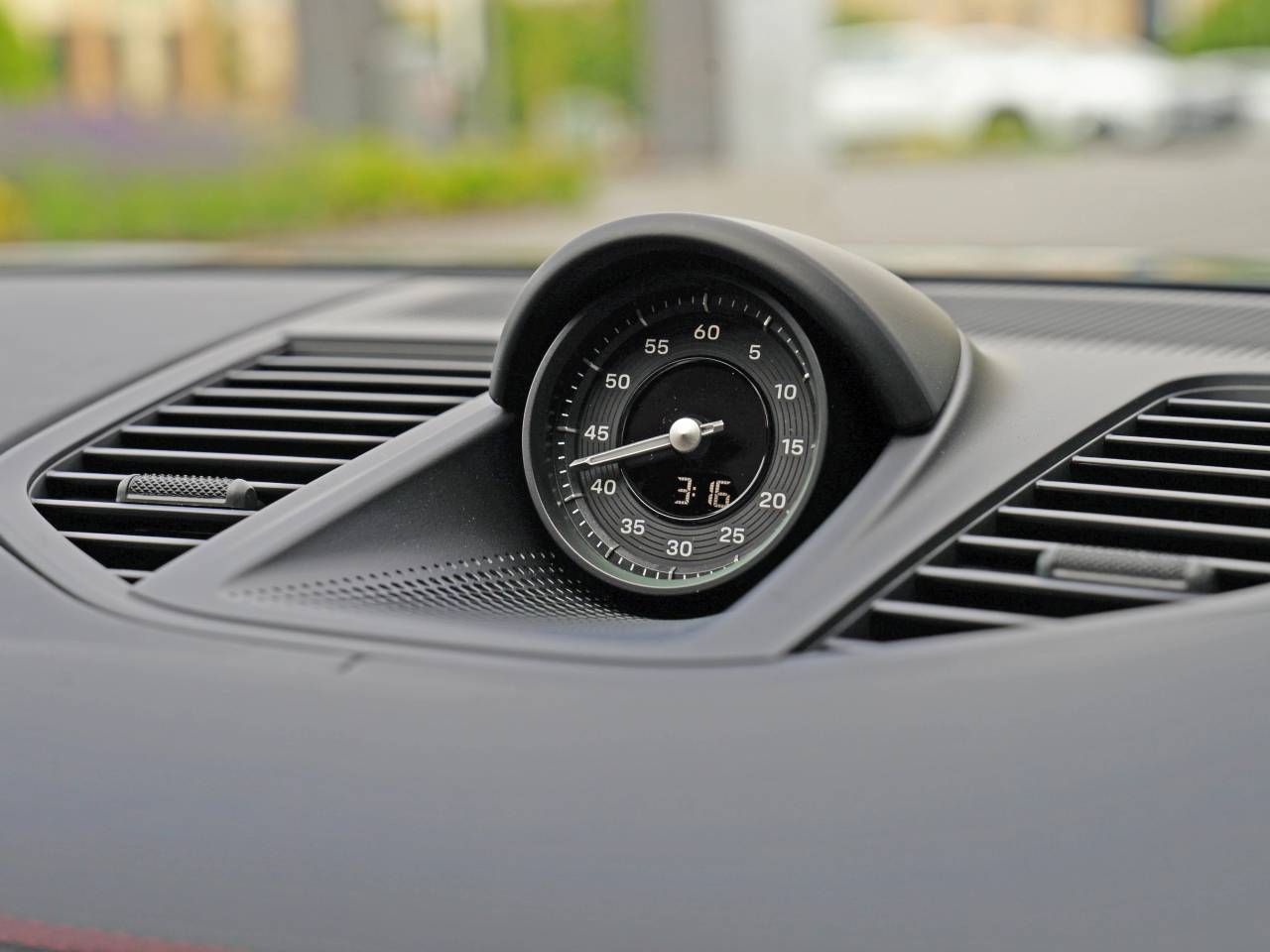 Panamera (4) image 14