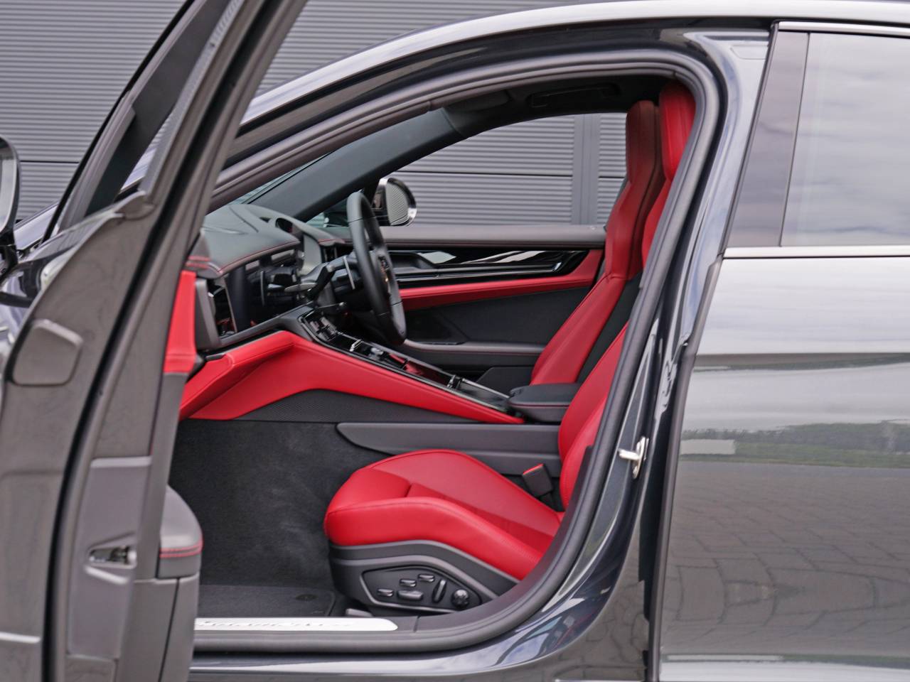 Panamera (4) image 09