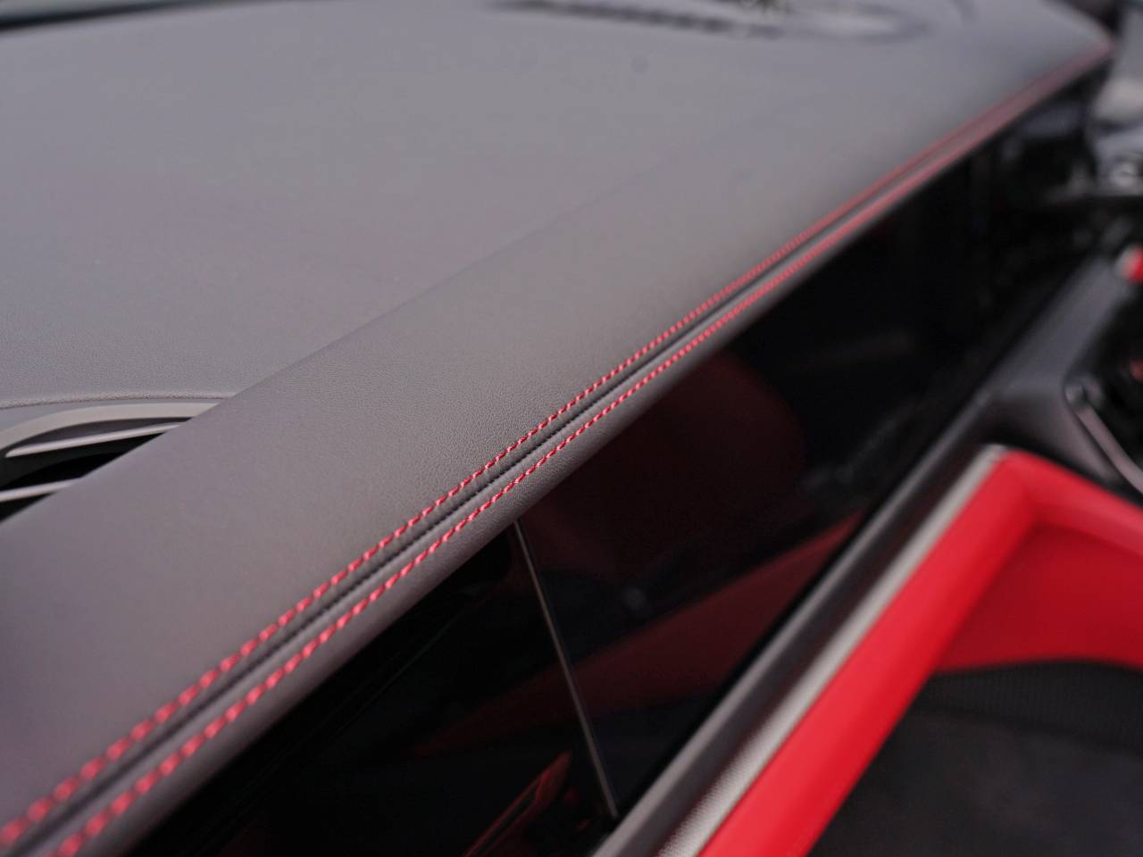 Panamera (4) image 26