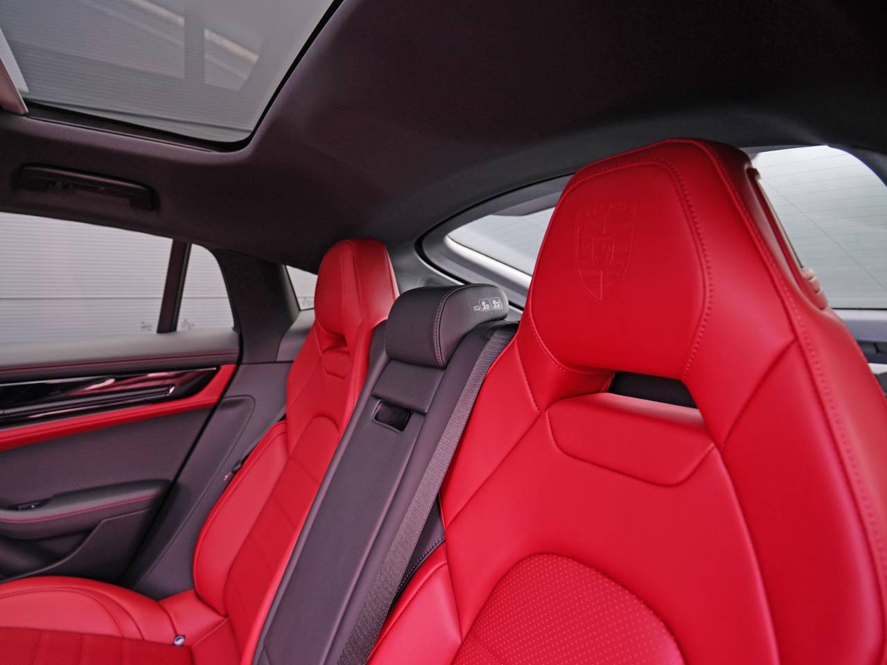 Panamera (4) image 19