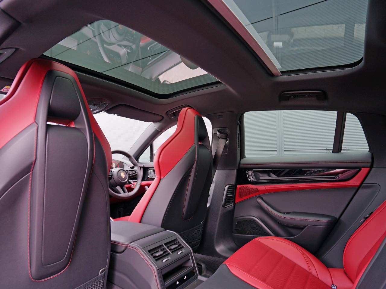 Panamera (4) image 20