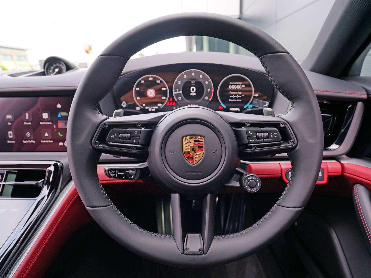 Panamera (4) image 30