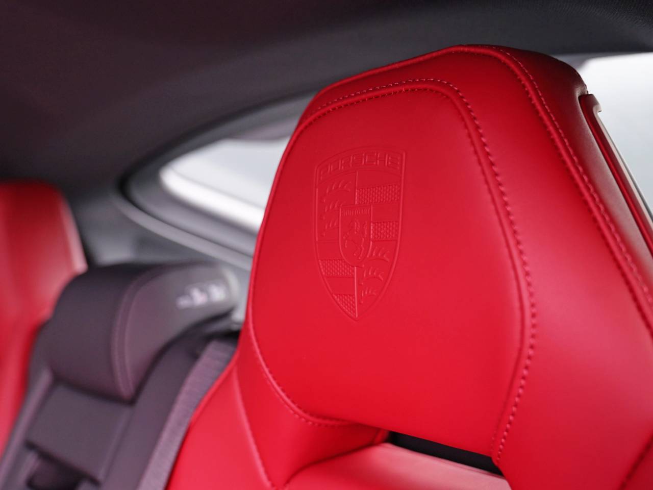 Panamera (4) image 22