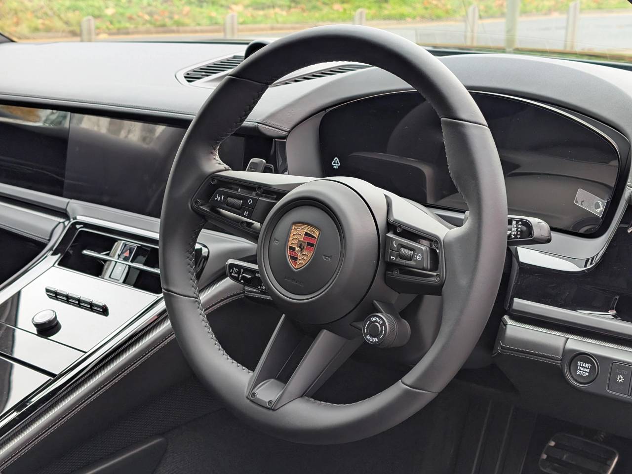 Panamera (4) image 18