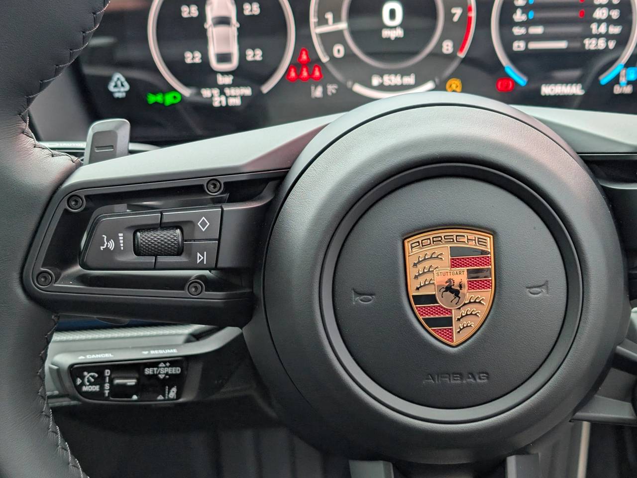 Panamera (4) image 33