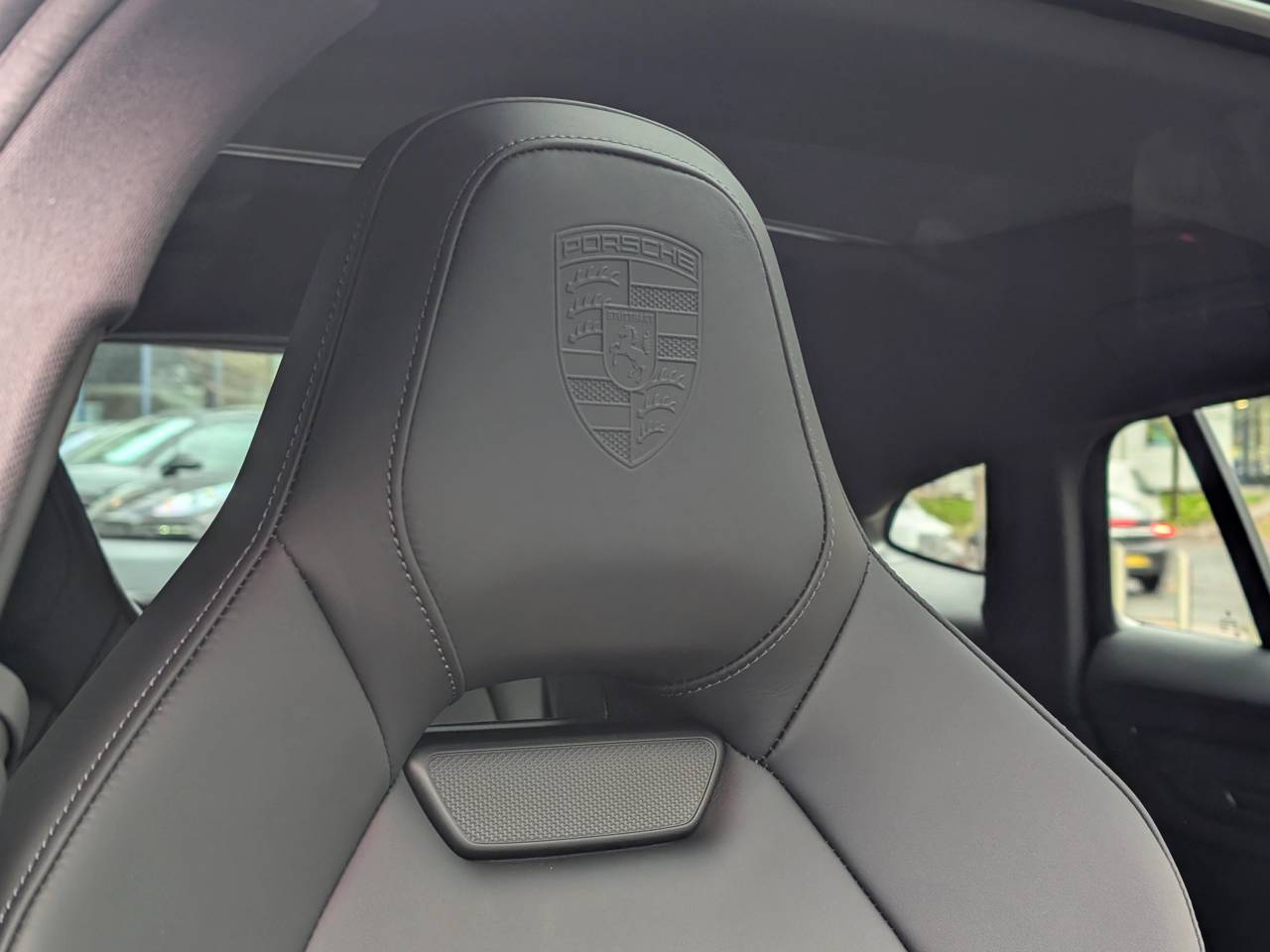Panamera (4) image 29