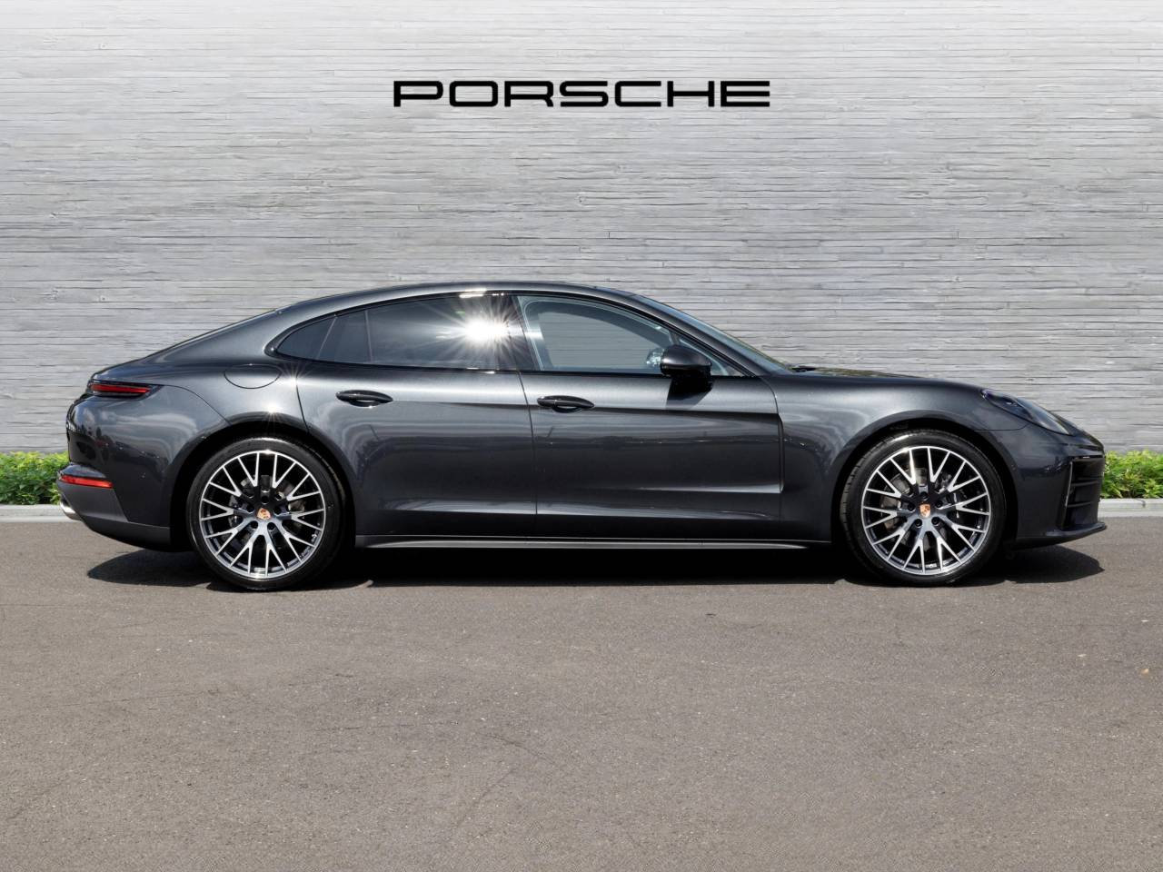 Panamera (14) image 02