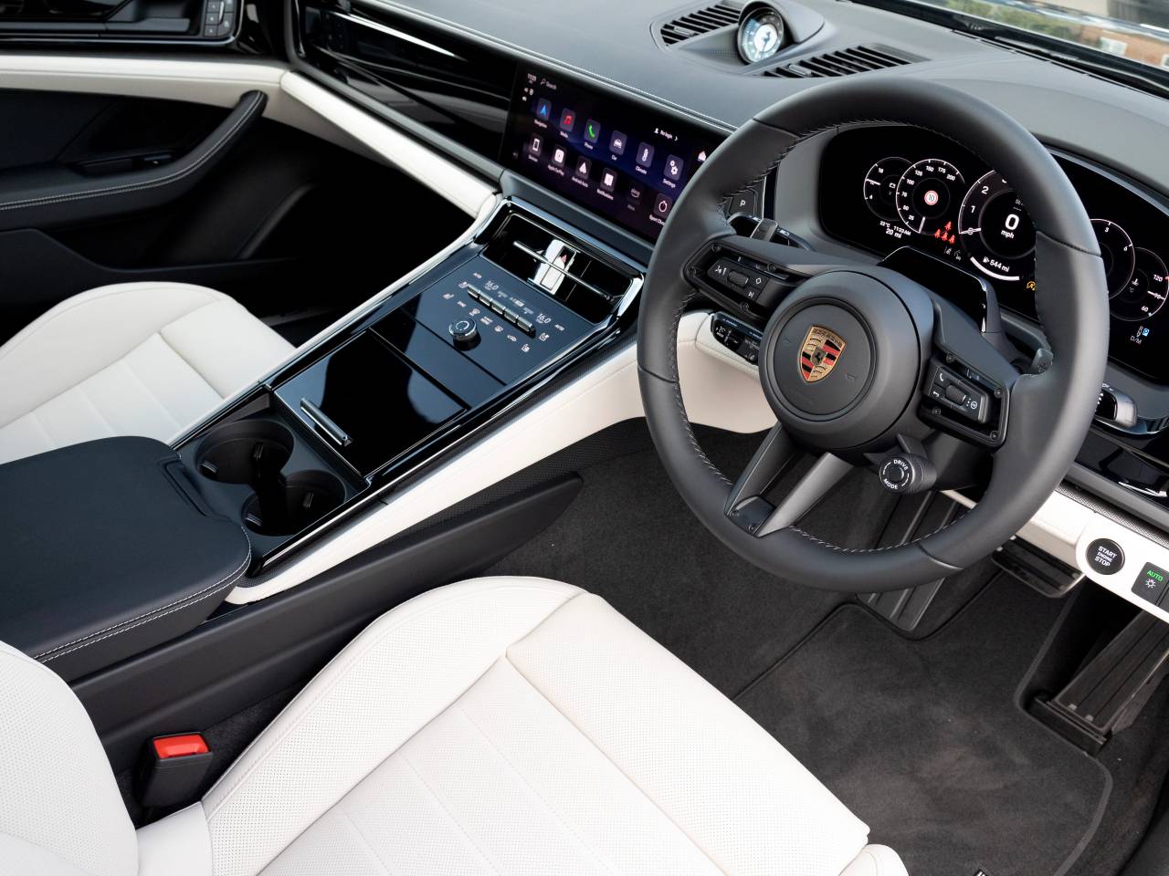 Panamera (14) image 04