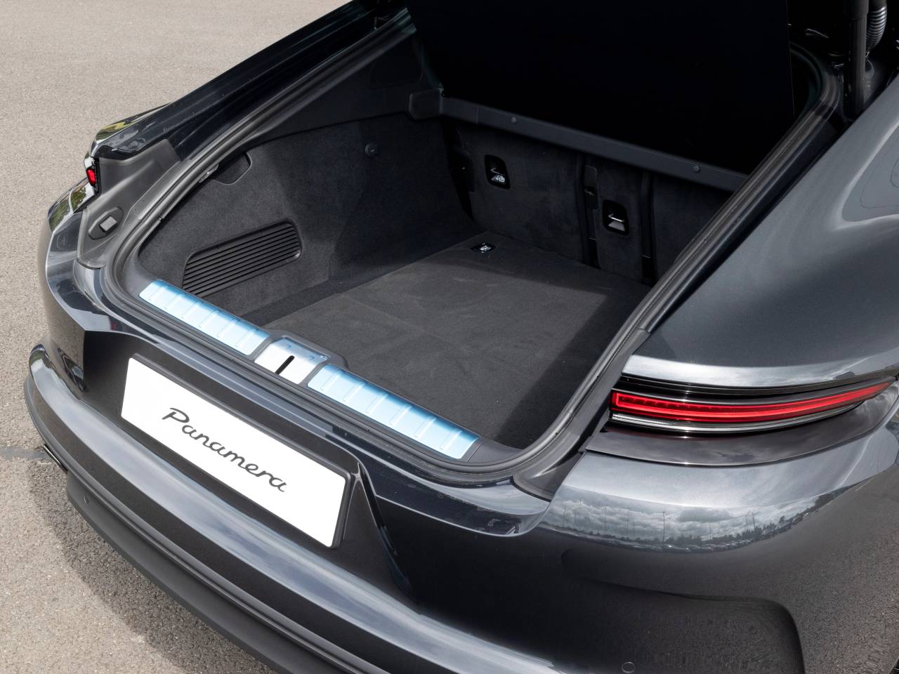 panamera (13) image 82