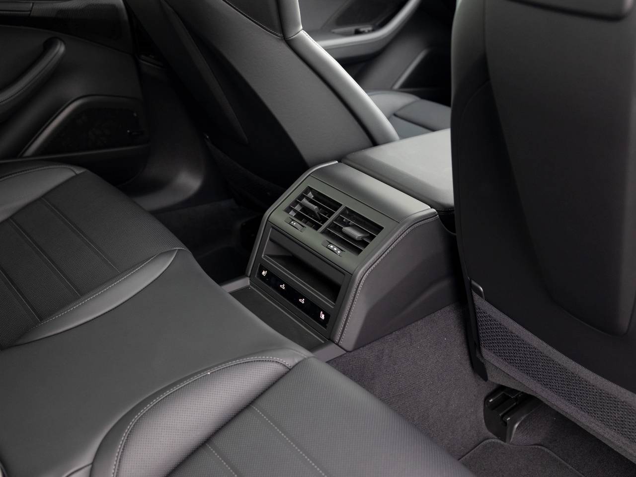 panamera (13) image 76