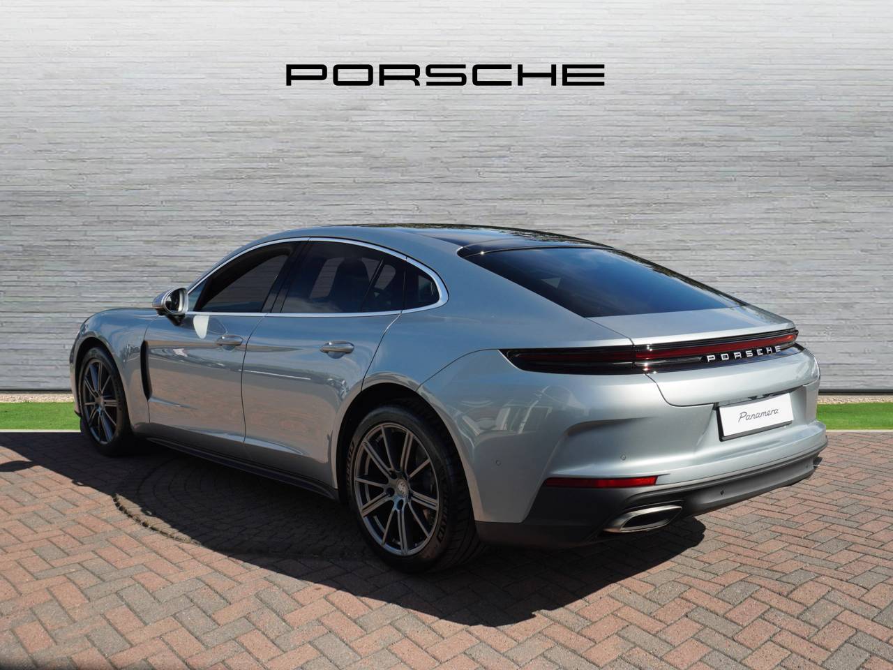 Panamera (6) image 03
