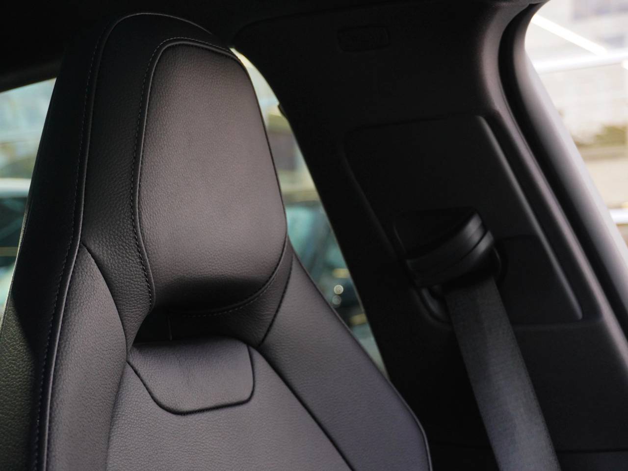 Panamera (6) image 24