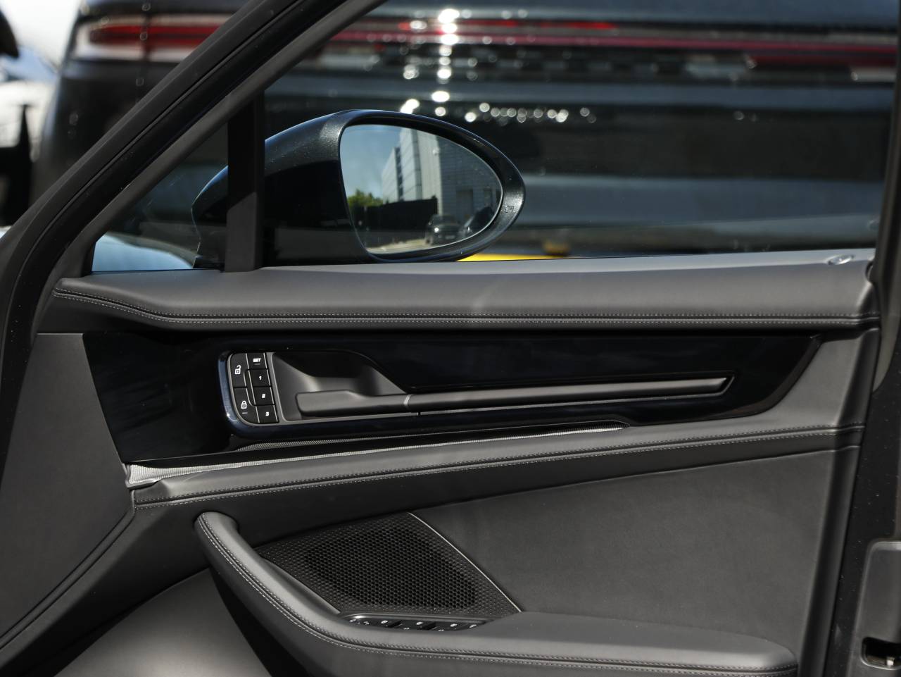 Panamera (3) image 36