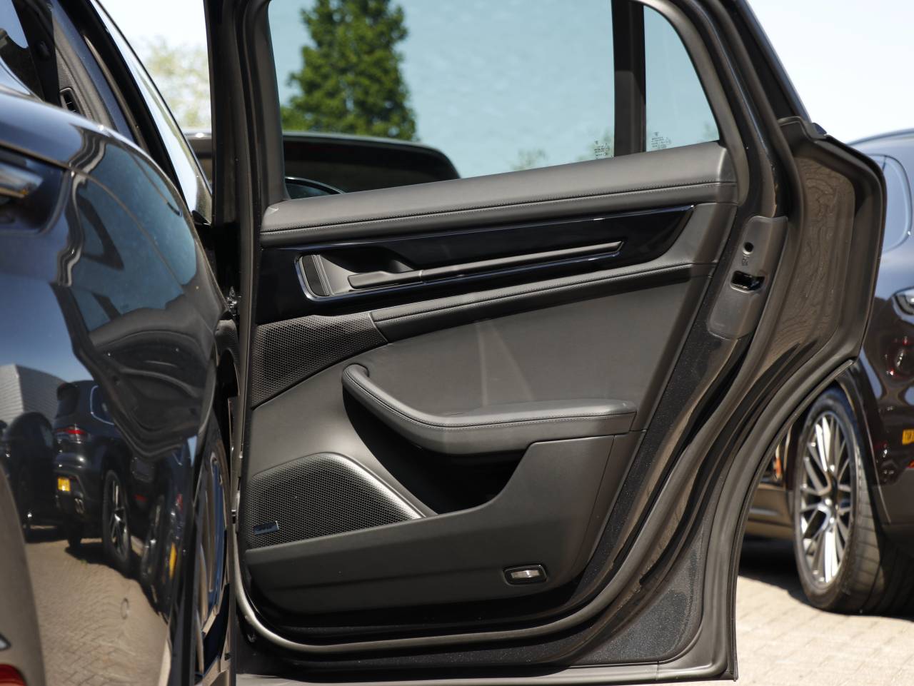 Panamera (3) image 37