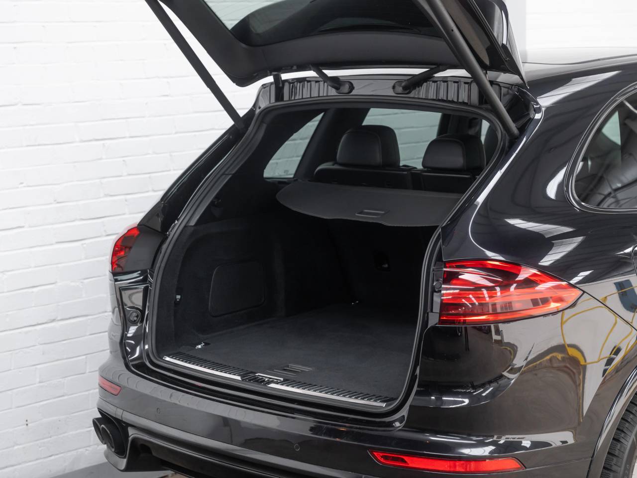 Cayenne D V6 PLATINUM EDITION TIPTRONIC S (3) image 30