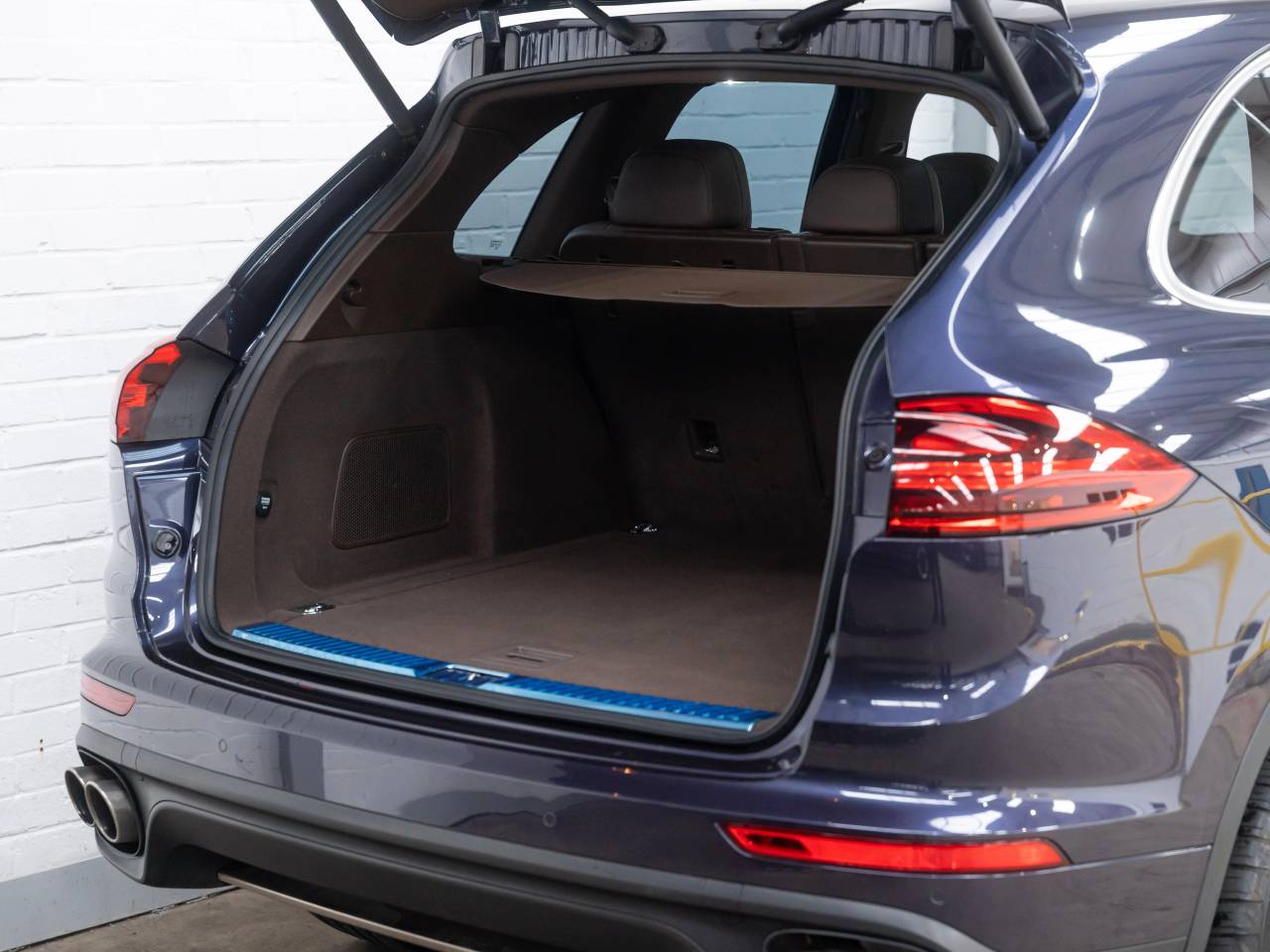 Cayenne S E HYBRID TIPTRONIC (1) image 31