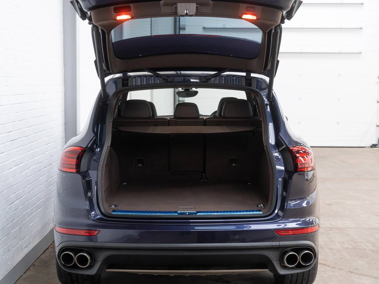 Cayenne S E HYBRID TIPTRONIC (1) image 30
