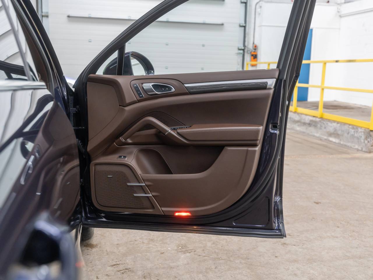 Cayenne S E HYBRID TIPTRONIC (1) image 43