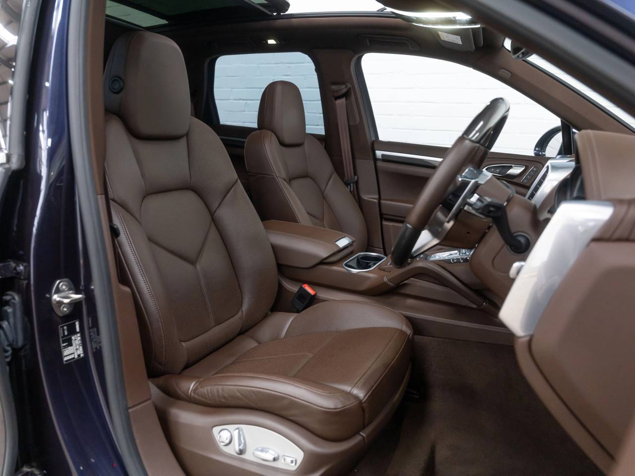 Cayenne S E HYBRID TIPTRONIC (1) image 05