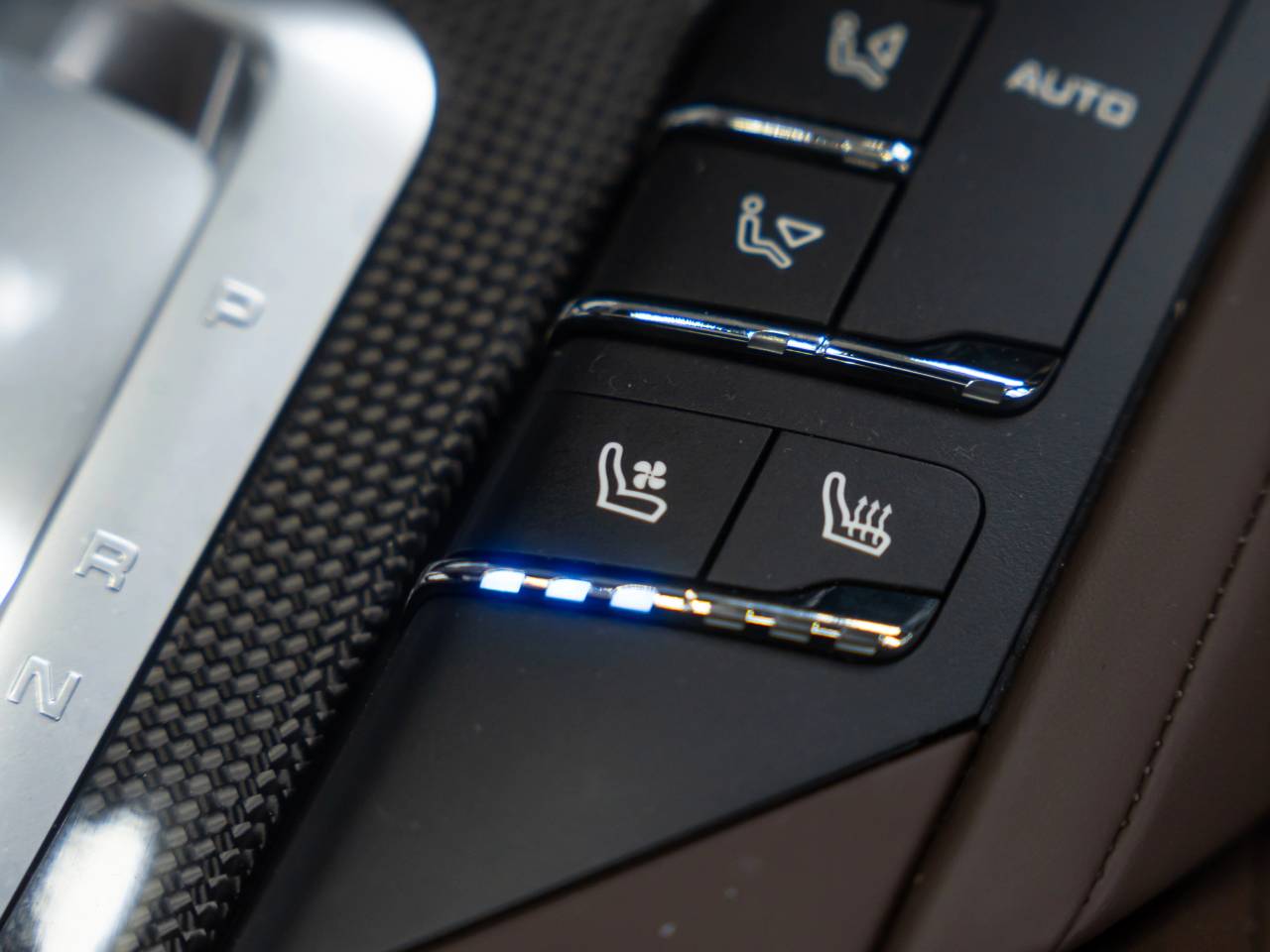 Cayenne S E HYBRID TIPTRONIC (1) image 39