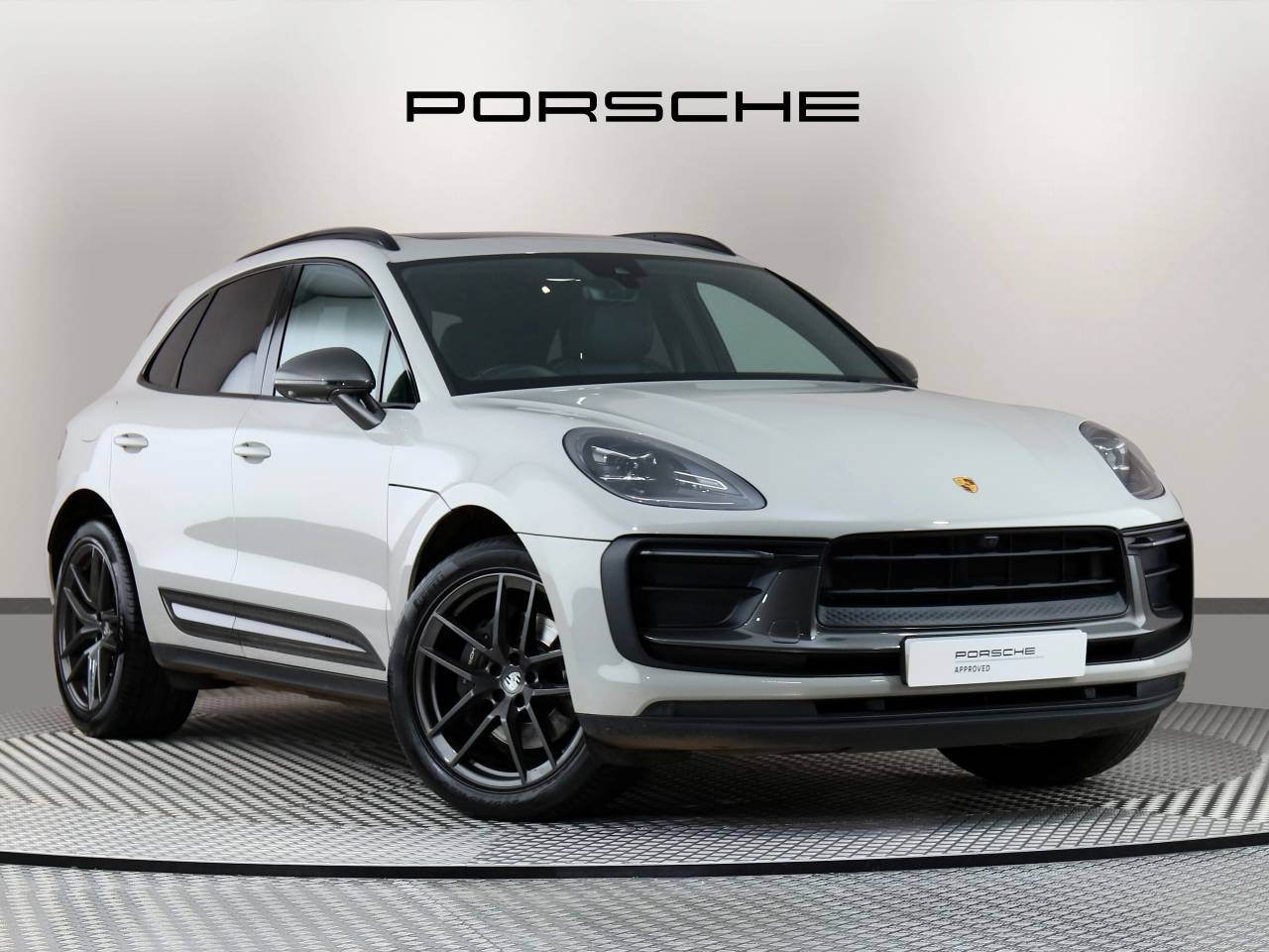 Macan T PDK