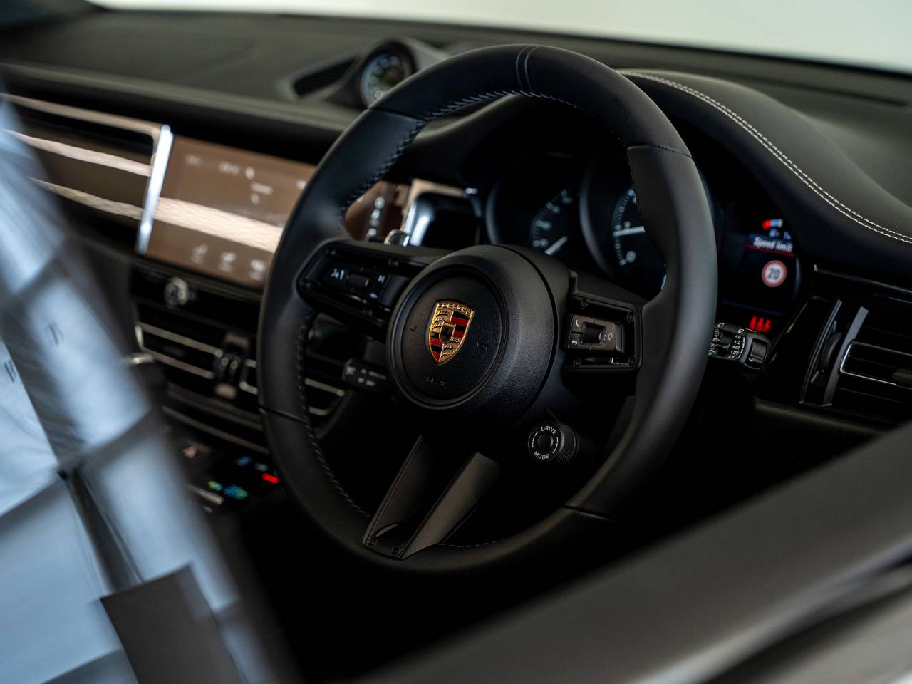 Macan (14) image 39