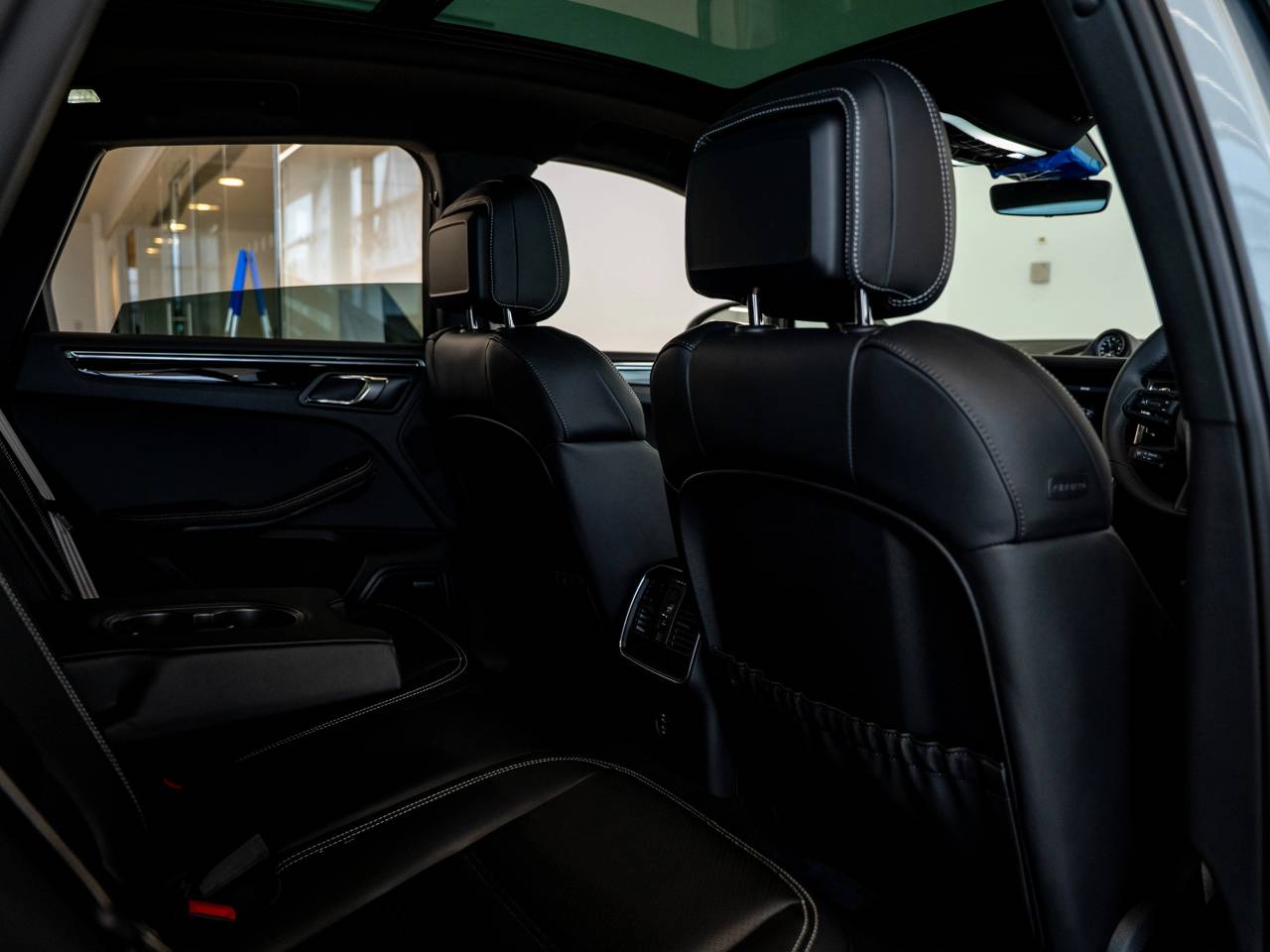 Macan (14) image 27