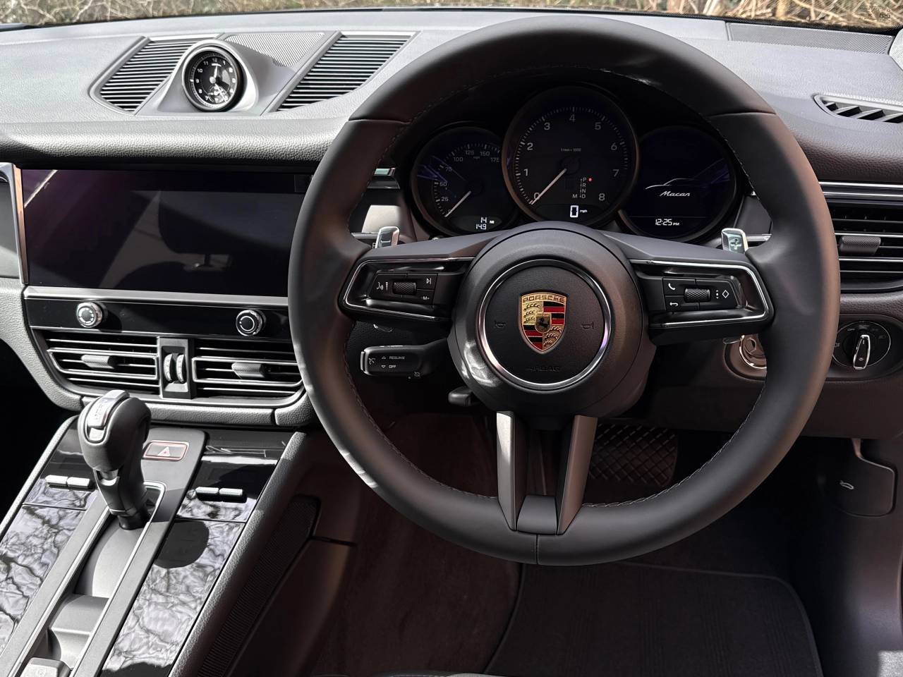 Macan (78) image 18