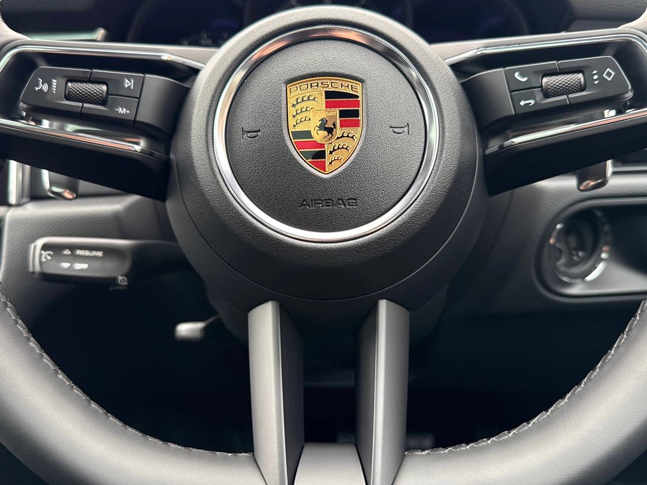 Macan (78) image 23