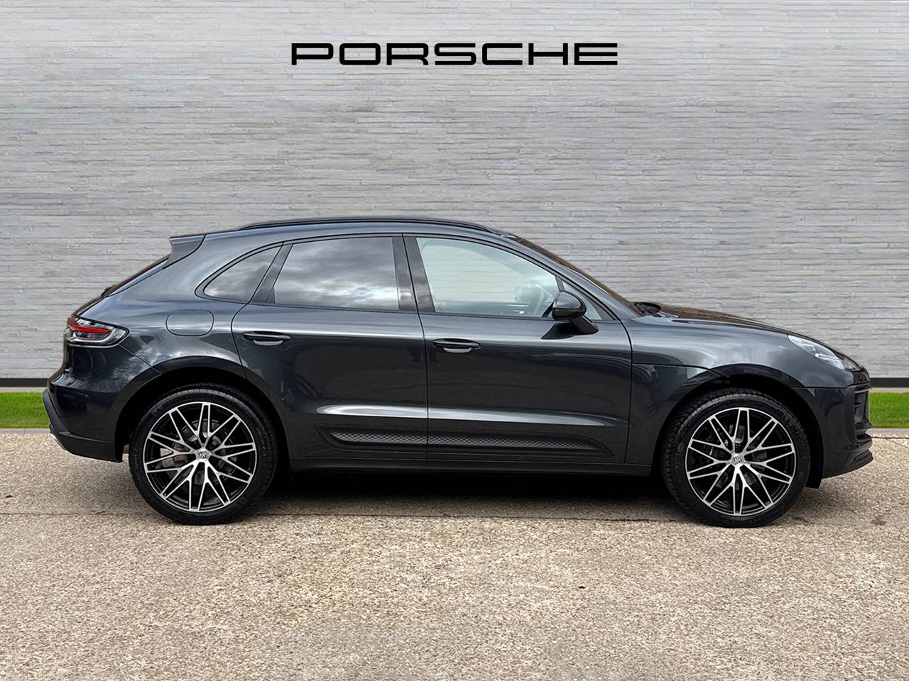 Macan (78) image 10