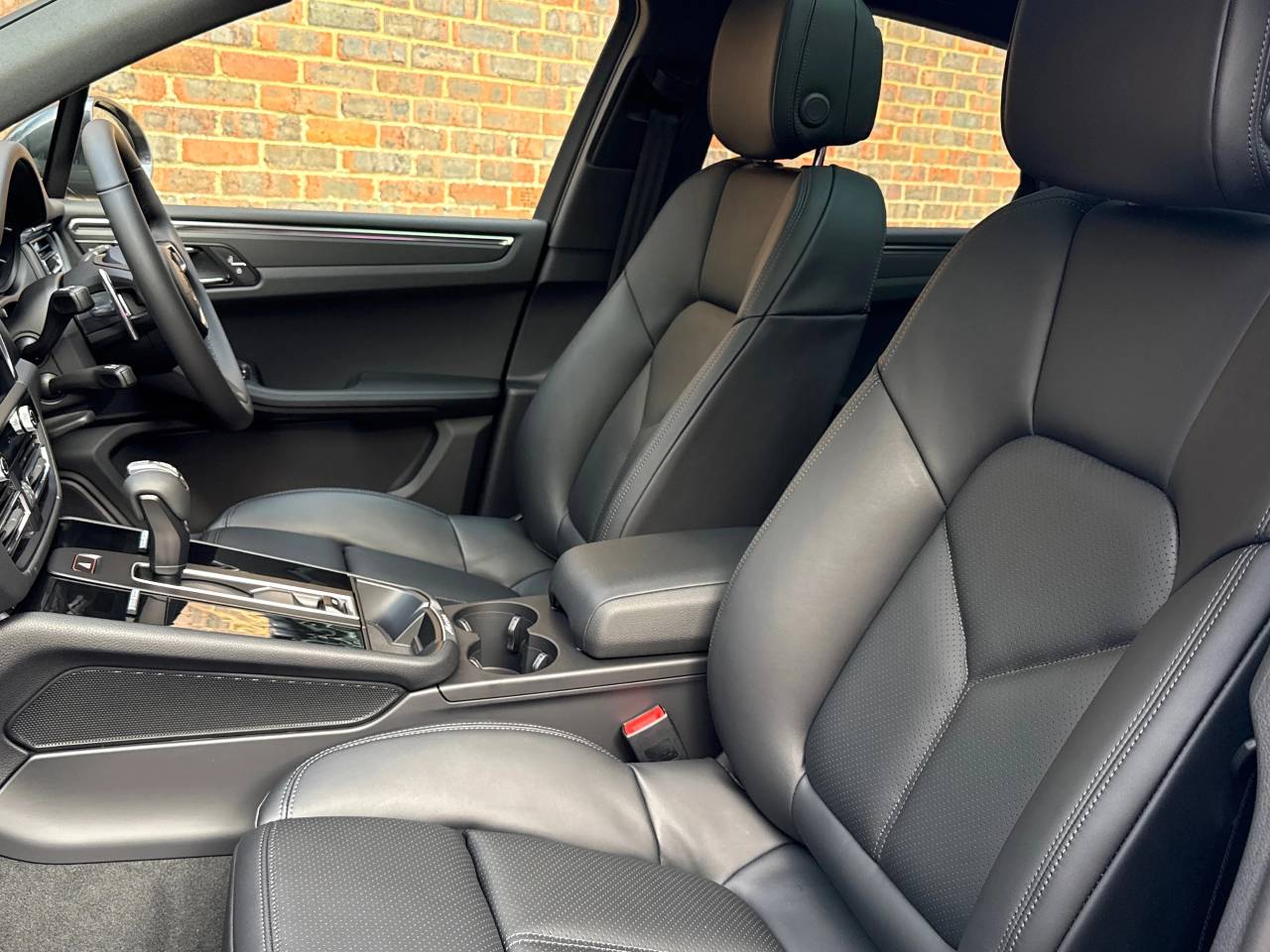 Macan (78) image 19