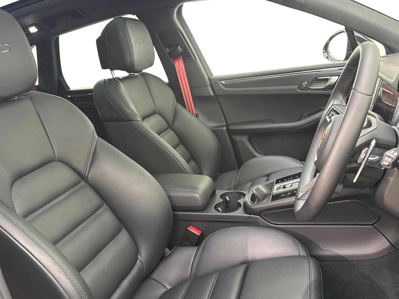 Macan GTS PDK (124) image 05
