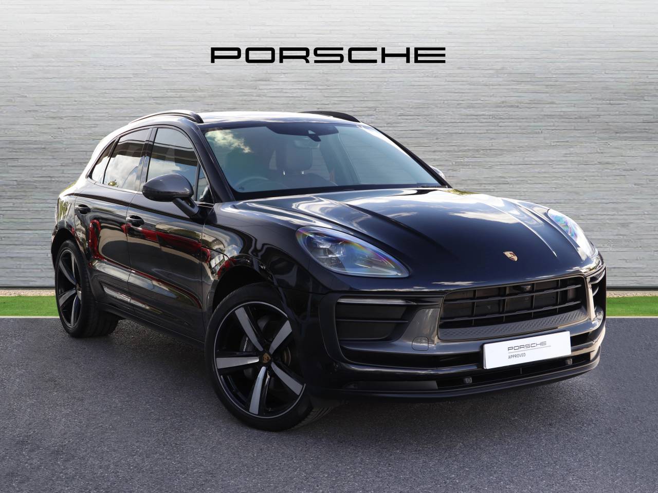Macan T PDK