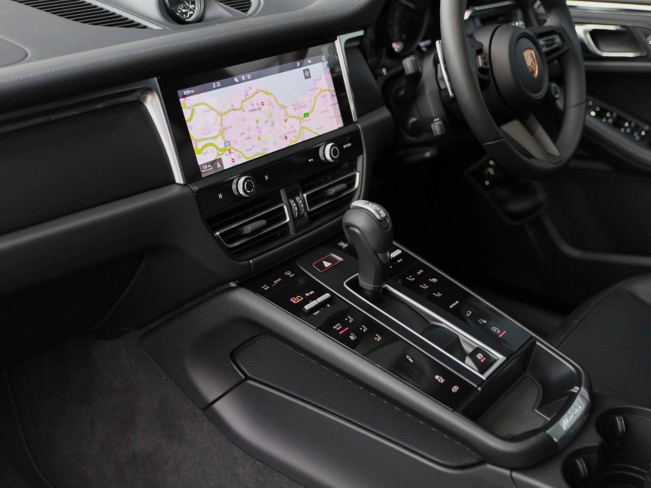 Macan (26) image 26