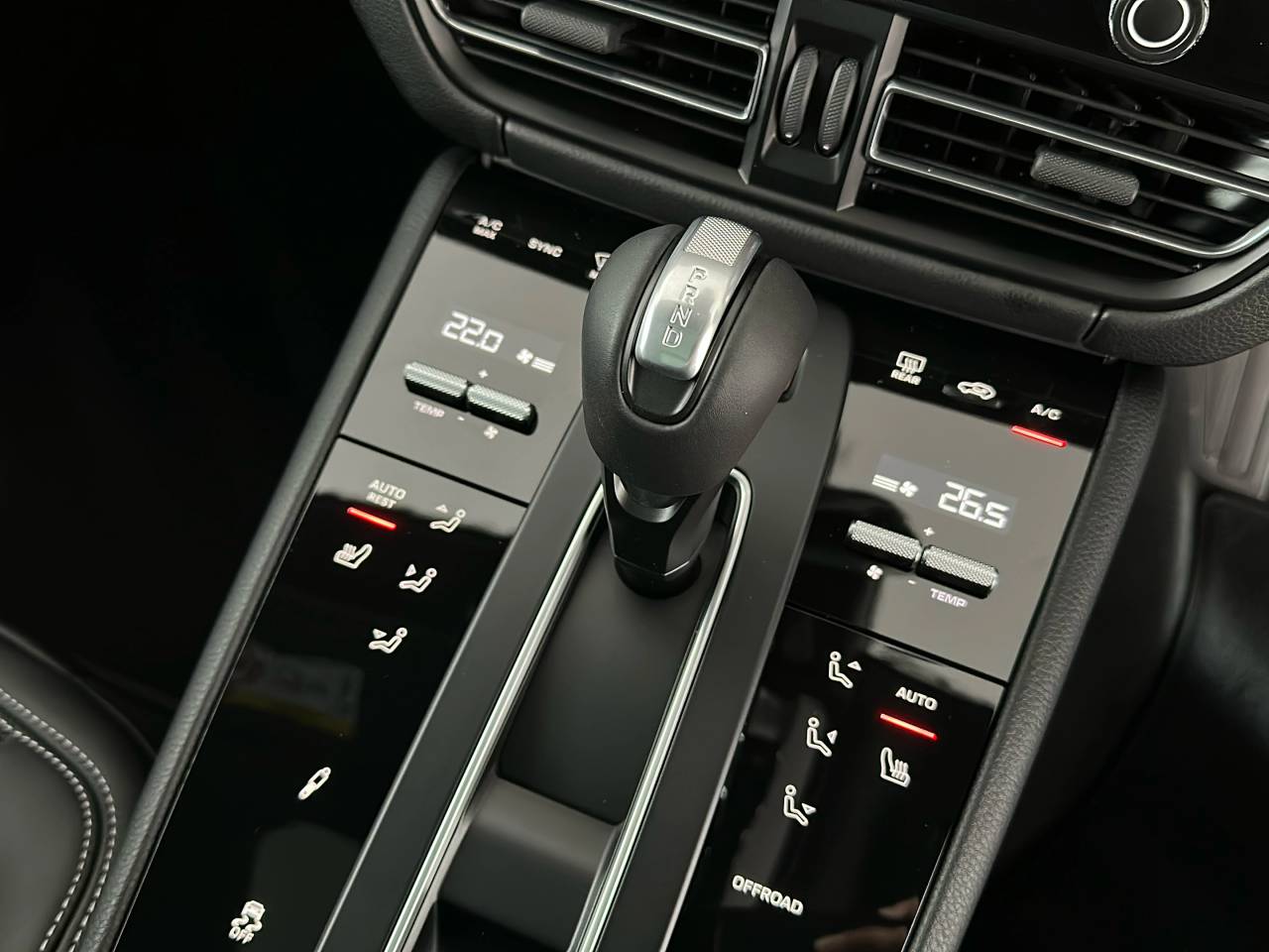 Macan (57) image 32