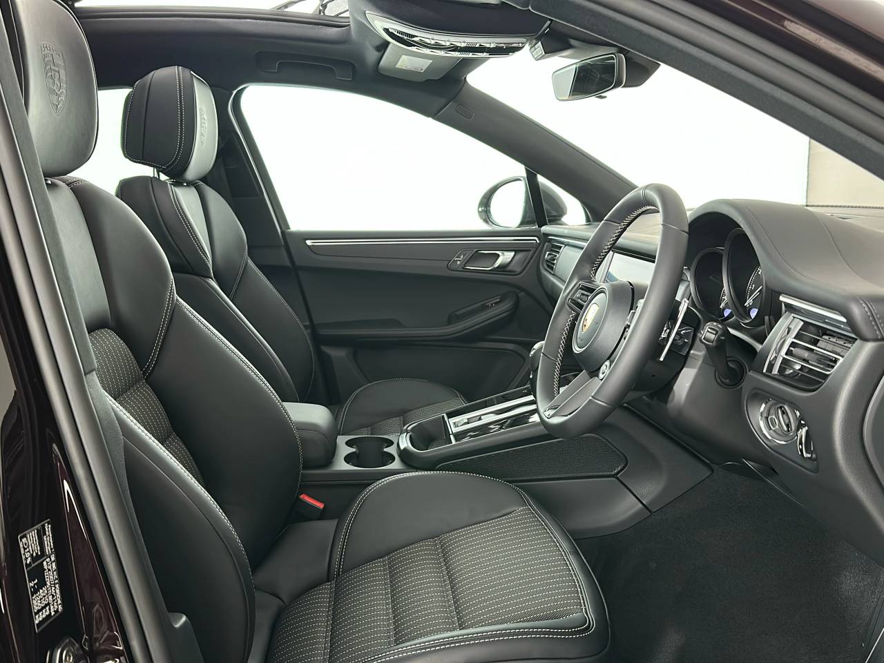 Macan (57) image 12