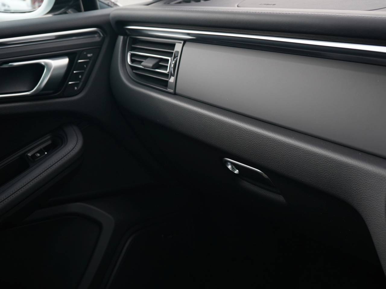 Macan (41) image 46