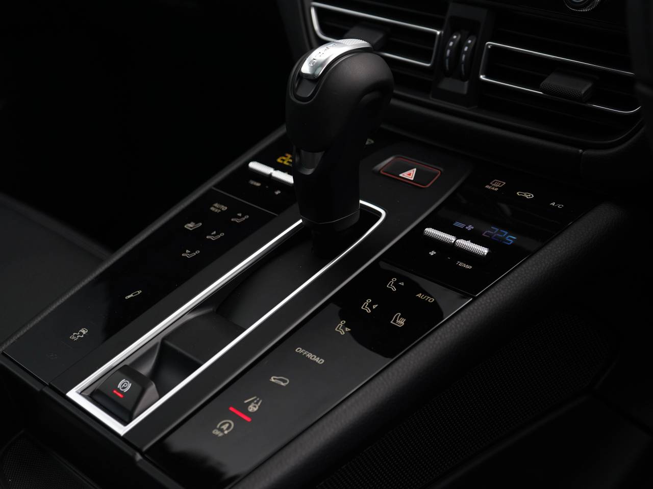 Macan (41) image 45