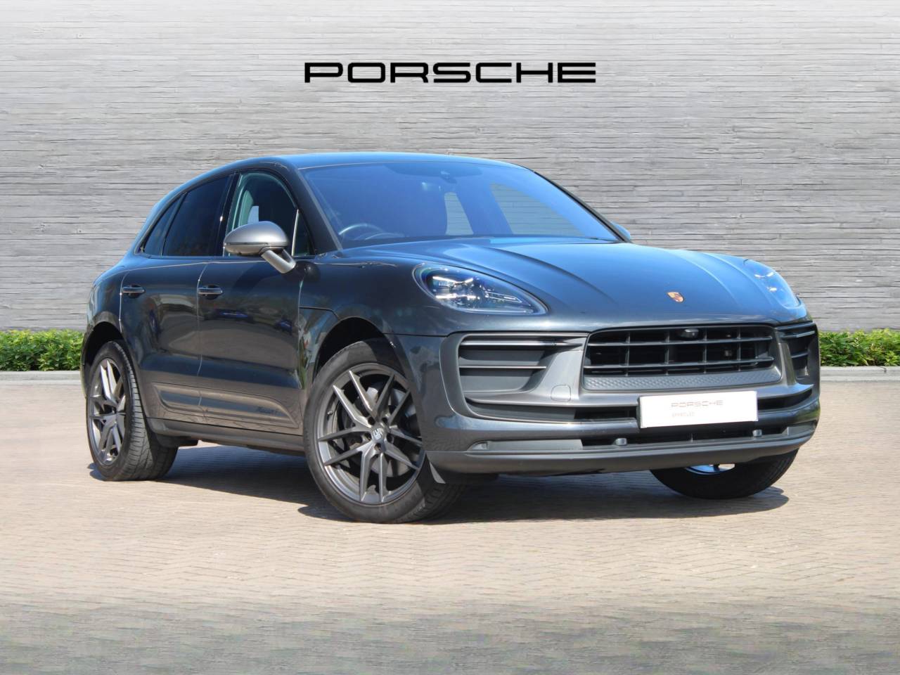 Macan T PDK