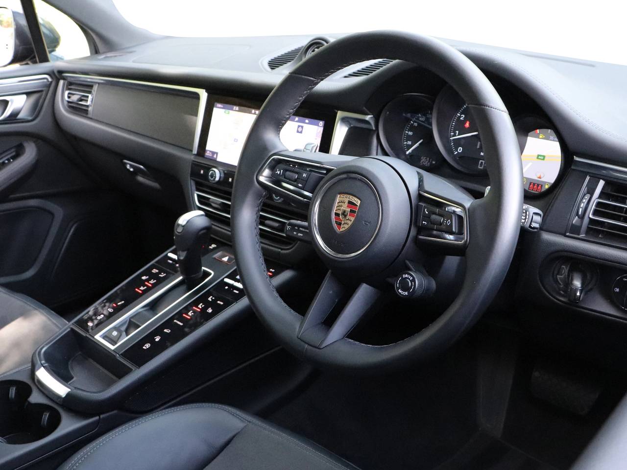 Macan GTS PDK (99) image 04