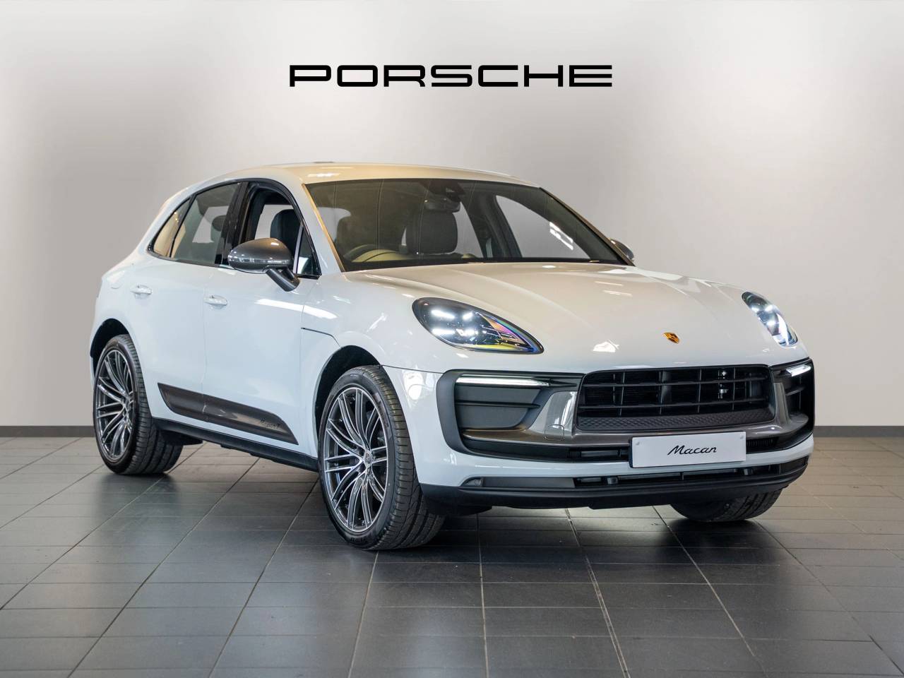Macan T PDK