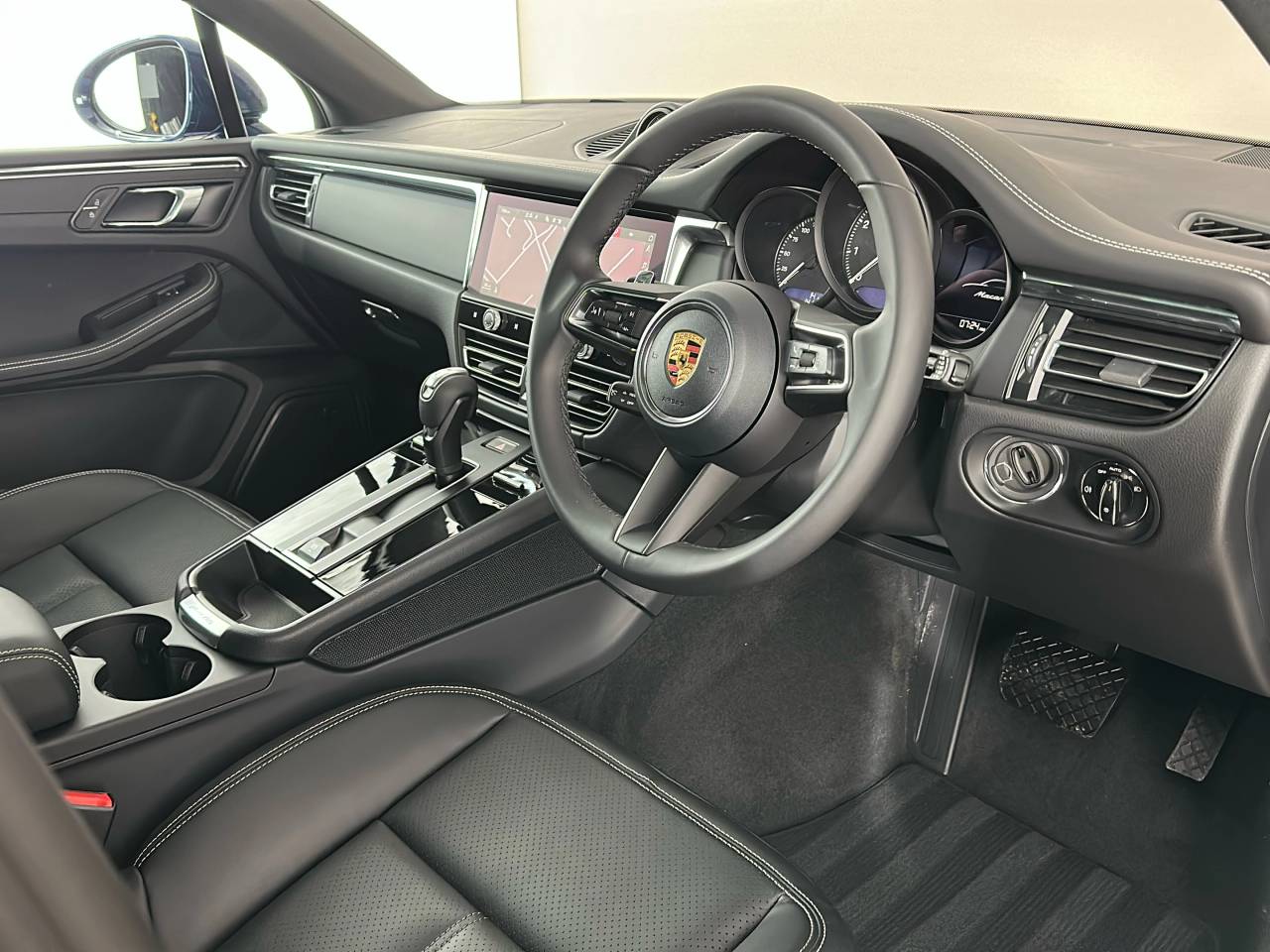 Macan (63) image 32