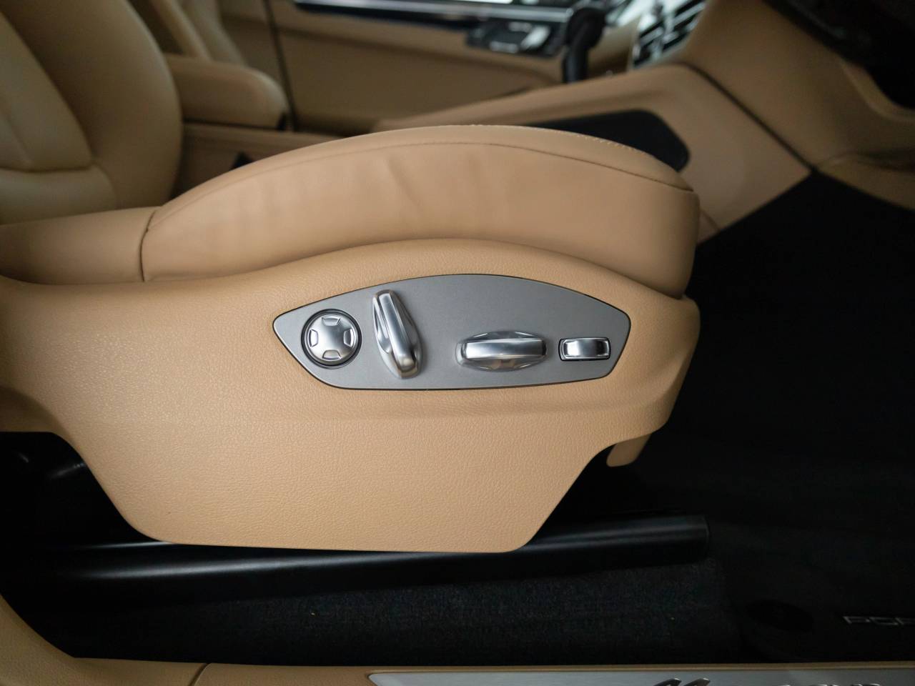Macan (36) image 25