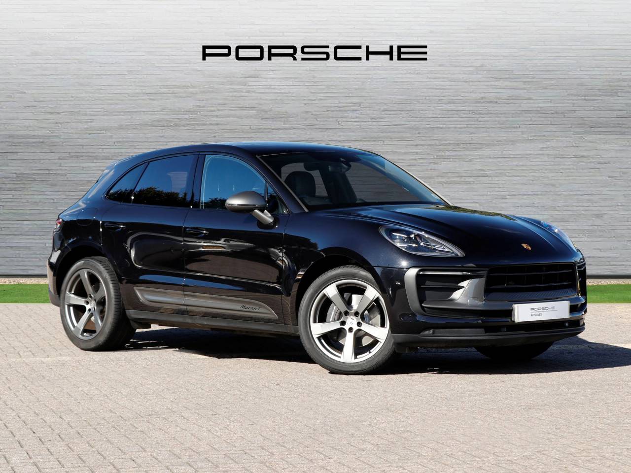 Macan T PDK