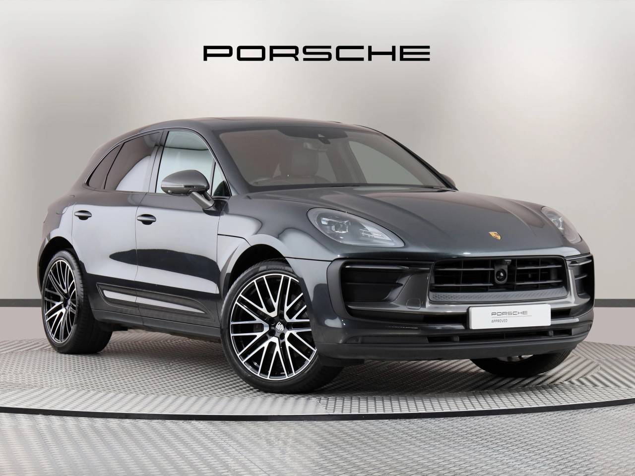 Macan T PDK