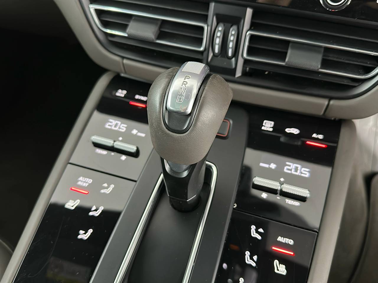 Macan GTS PDK (145) image 28