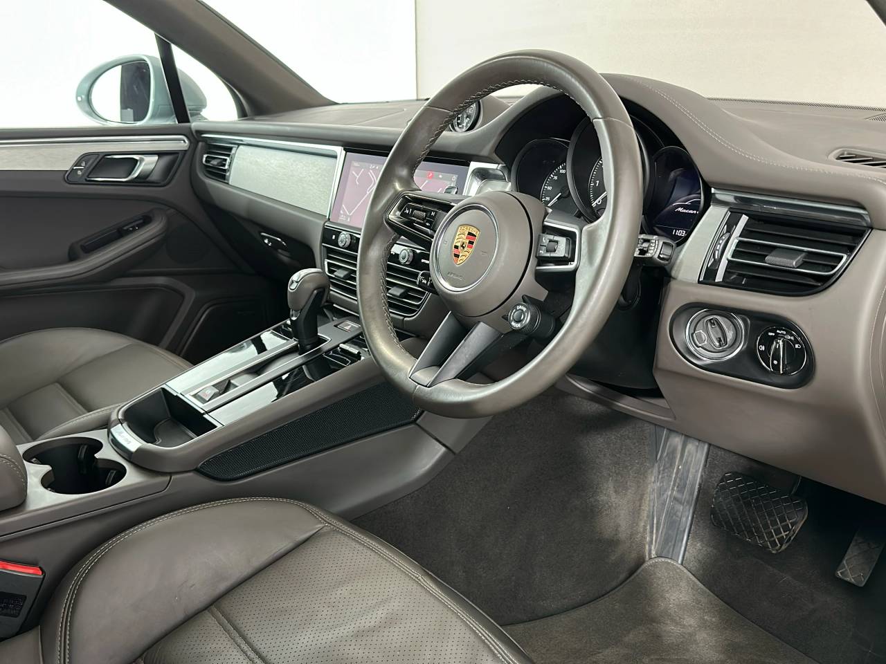 Macan GTS PDK (145) image 33